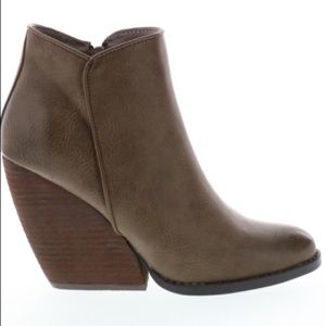 New Wedge Booties